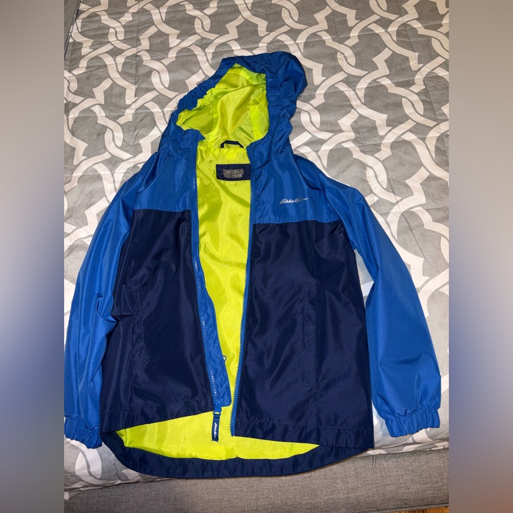 Eddie Bauer Kids Raincoat in Navy and Lime